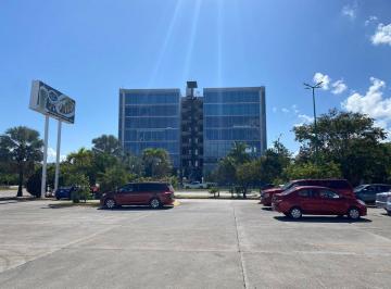 Oficina · 40m² · 1 Estacionamiento · Oficinas Venta Frente a Plaza Las Americas Playa del Carmen Humana Workcenter
