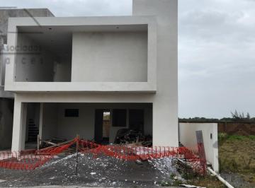 Casa · 212m² · Casa en Punta Tiburón