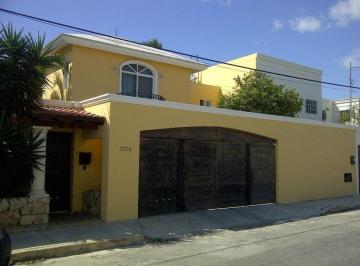 0ef9ace08b304e42bcd4d23fec87668c72d9d7d7ad09832b973cecf709f8dbef · Casa en Venta en Merida en El Norte con 3 Recamaras y Jardin