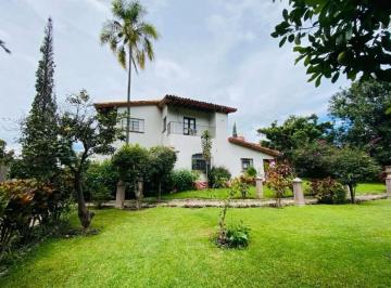 Casa de 4 habitaciones, Cuernavaca · Casa en Venta en Vista Hermosa