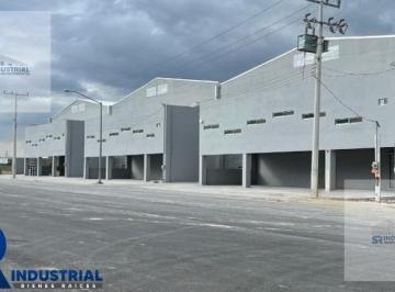 Bodega comercial · 1m² · 5 Estacionamientos · Bodega en Renta Santa Catarina