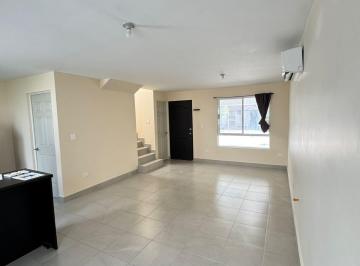Casa de 3 habitaciones, García · Casa en Renta en Cumbres Dominio