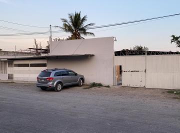 Bodega comercial , Veracruz · Renta de Bodega ¡Excelente Oportunidad de Almacenamiento y Oficina!
