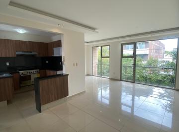 Departamento de 2 habitaciones, Benito Juárez · Con Balcón y Mucha Luz, Amplia Estancia