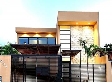 Casa de 5 habitaciones, Mérida · Renta Amplia y Amueblada Casa 4 Cuartos y Oficina Al Norte de Mérida