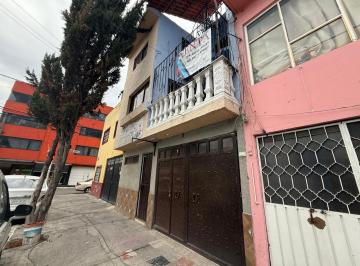Casa de 7 habitaciones, Iztacalco · Ramos Millán: Amplia Casa