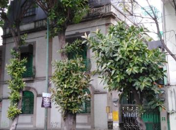 Casa uso de suelo de 7 habitaciones, Cuauhtémoc · Cuartos Amueblados en La Colonia Roma