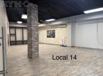 Local comercial · 99m² · Local en Plaza Comercial Sobre Av Las Americas