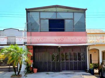 Casa de 4 habitaciones, Monterrey · Casa en Venta en Colinas de Valle Verde