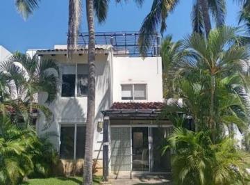 Casa · 150m² · 2 Recámaras · 2 Estacionamientos · Casa en Venta - (4)
