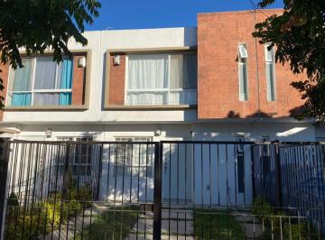 Casa de 3 habitaciones, León · Venta de Casa en Castelo Atras de Altacia