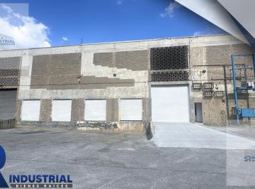 Bodega comercial · 3000m² · 12 Estacionamientos · Bodega Industrial en Renta en Santa Catarina