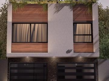 Casa · 325m² · 4 Recámaras · 2 Estacionamientos · Casa en Fraccionamiento Reforma