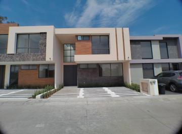 Casa en condominio de 3 habitaciones, Morelia · Casa en Venta en Altozano