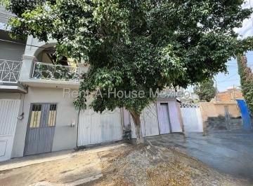 Casa de 3 habitaciones, Querétaro · Casa - Venta - Reforma Agraria. con Local Sobre Calle, y Estacionamiento.