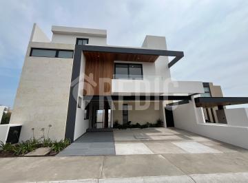 Casa de 4 habitaciones, El Marqués · Casa en Venta en Zibata C/roof Garden