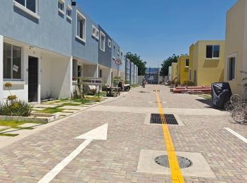 Casa de 2 habitaciones, Guadalajara · Casas en Venta en Coto Super Ubicadas a Estrenar