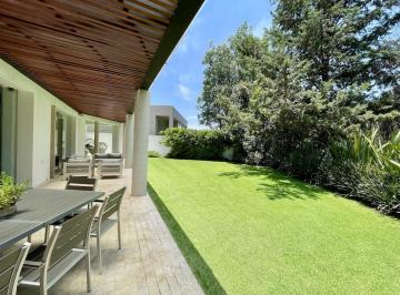 Casa de 3 habitaciones, Alvaro Obregón · Casa en Venta en Hacienda Santa Fe