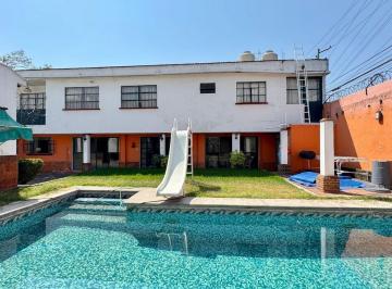 Casa uso de suelo de 4 habitaciones, Cuernavaca · Oportunidad de Casa en Renta Para Franquicias