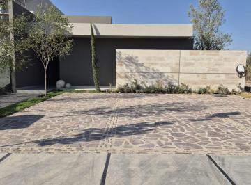 Fachada frontal · Casa Nueva en Preventa de Una Planta, Fracc. La Campiña Francesa, León Gto.