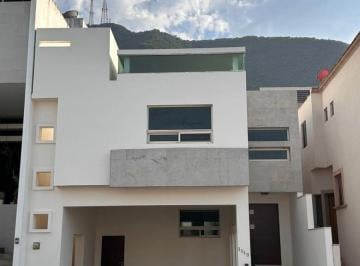 c3197b9dded6211fbe47212da590a7971b4b3ce664d0a043059dfcb4f5656095 · Casa en Renta, Privanzas, San Pedro Garza García, Nuevo León