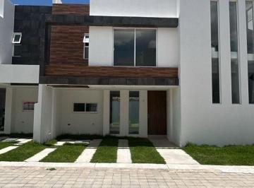 Casa de 3 habitaciones, San Pedro Cholula · Casa en Venta en San Pedro Cholula