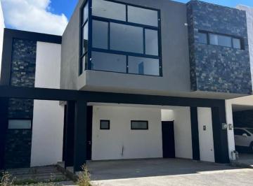 Casa de 3 habitaciones, Santiago · Casa en Venta Amorada Residencial