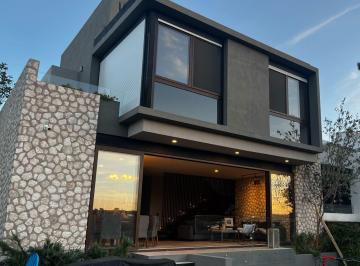 Casa de 4 habitaciones, Querétaro · Casa en Misión San Jerónimo