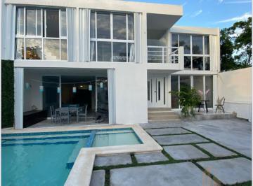 Casa · 312m² · 4 Recámaras · 2 Estacionamientos · Casa - Cozumel