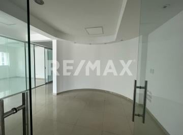 Oficina · 170m² · 5 Estacionamientos · Oficina en Renta - (4)