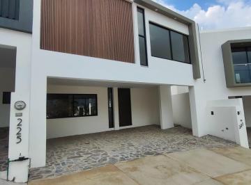 Casa de 4 habitaciones, León · Casa Nueva en Venta Barranca del Refugio 4 Recamaras
