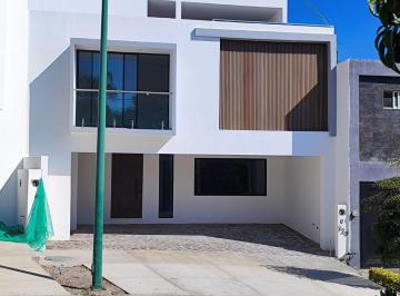Casa de 4 habitaciones, León · Casa Nueva en Venta Barranca del Refugio 4 Recamaras