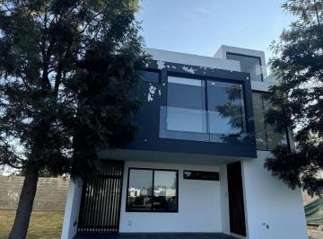 Casa en condominio de 3 habitaciones, Zapopan · Casa Nueva Frente a Casa Club en Privanza