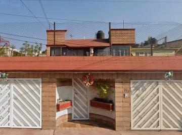 Casa de 3 habitaciones, Nezahualcóyotl · Casa en Bosques de La India en Recuperacion Bancaria
