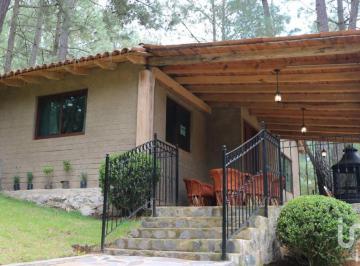 Edificio · 1200m² · 10 Recámaras · 40 Estacionamientos · Hotel de Montaña con 10 Cabañas en Venta. Carret. Juanacatlan - Atemajac de Brizuela Km 4