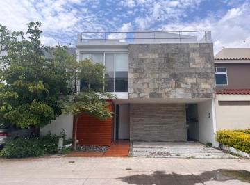 Casa de 3 habitaciones, Zapopan · Casa en Venta en Solares - Coto Antara 56
