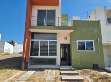 Casa de 3 habitaciones, Tlajomulco de Zúñiga · Senderos de Monte Verde Amplia Casa Recamara en Planta Baja y Baño Completo