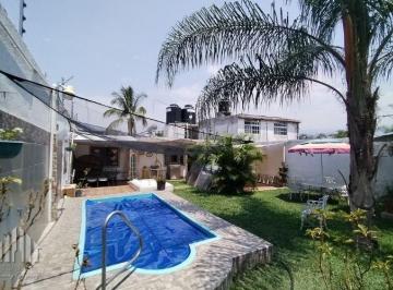Casa de 2 habitaciones, Yautepec · Casa Sola de un Nivel en Venta con Jardín y Alberca en Yautepec, Morelos.