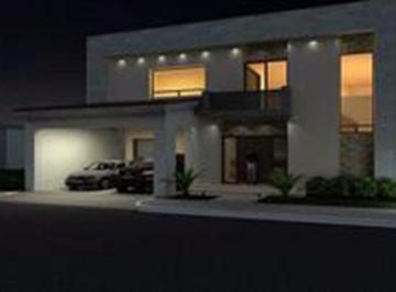 Casa · 500m² · 4 Recámaras · 2 Estacionamientos · Casa en Venta Las Granadas Carretera Nacional Monterrey