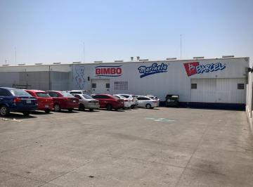 Bodega comercial · 8000m² · 110 Estacionamientos · Bodega Industrial 8,000 m² de Construcción, 400 m² de Oficina y 110 Cajones Estacionamiento