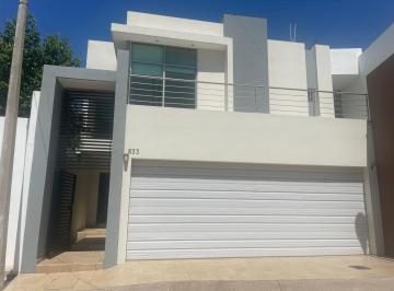 Casa · 213m² · 4 Recámaras · 2 Estacionamientos · Casa en Venta en Colinas de San Miguel Br56