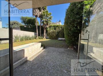 Casa · 360m² · 3 Recámaras · 2 Estacionamientos · Casa en Lomas de La Herradura
