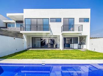 Casa de 4 habitaciones, Temixco · Casa en Venta en Temixco Morelos en Fraccionamiento Burgos con Seguridad Las 24 Horas