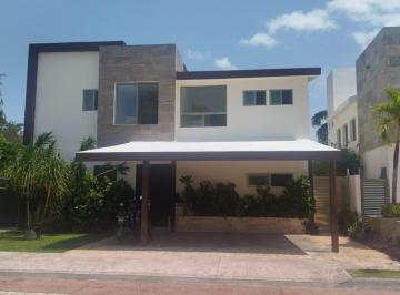 Casa de 4 habitaciones, Benito Juárez · Amplia Casa en Lagos del Sol, Oportunidad en Venta "Cancun"