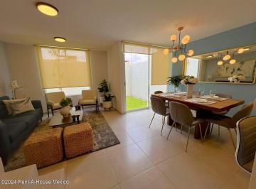 Casa de 3 habitaciones, El Marqués · Casa en Zakia con 3 Recámaras y Amenidades Frente Al Lago Central en Venta Rah4746