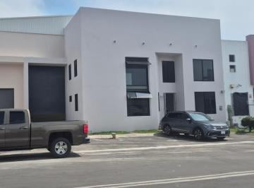 Bodega comercial de 3 habitaciones Renta MN 105,000 · Bodega en Renta Álamo Industrial