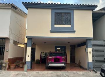 Casa · 189m² · 3 Recámaras · 2 Estacionamientos · Casa en Renta Privadas de Anáhuac Escobedo Nuevo León