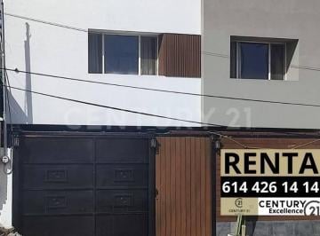 Casa · 171m² · 3 Recámaras · 3 Estacionamientos · Casa en Renta Amueblada en Residencial Lomas del Santuario Chihuahua, Chih.