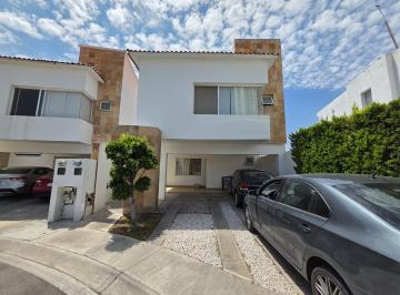 Casa de 4 habitaciones, Querétaro · Casa en Venta en Santa Fe Juriquilla
