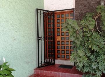 Casa de 5 habitaciones, Guadalajara · Providencia 4a. Secc. a 2 Cuadras de Facultad de Medicina Uag